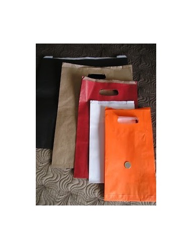 Bolsa de Papel Asa Troquelada Kraft Verjurado 18 + 6 x 32